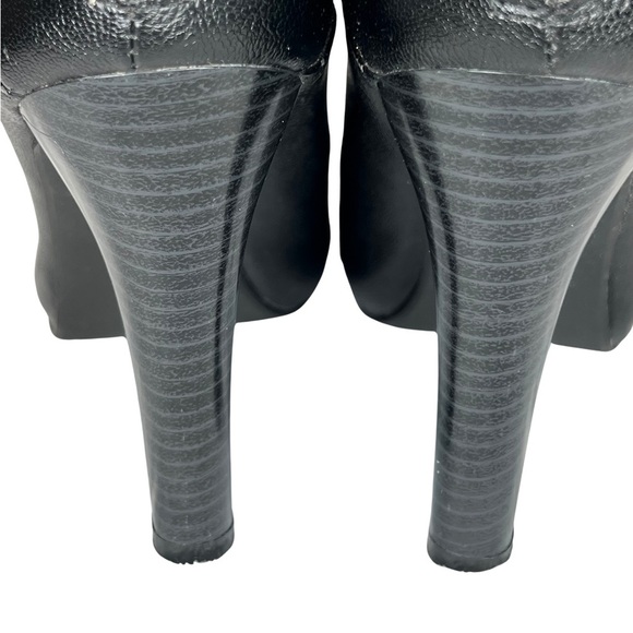 Maurices Zipper Back Cut Out Heeled Ankle Bootie Matte Black 9M - Picture 11 of 14